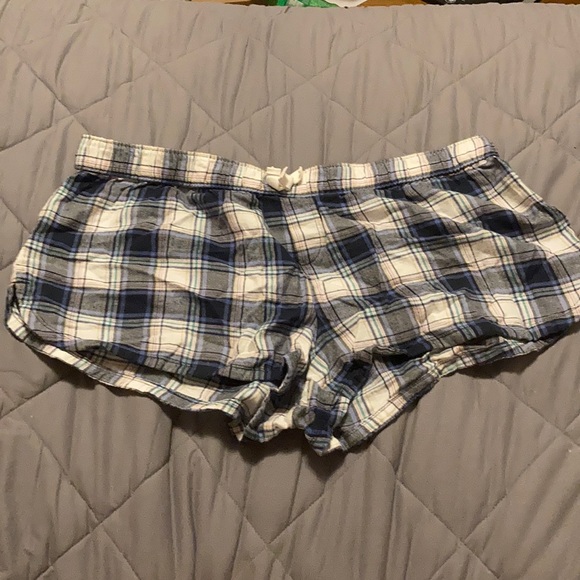 aerie Other - aerie Plaid Pajama Shorts Size L NWOT